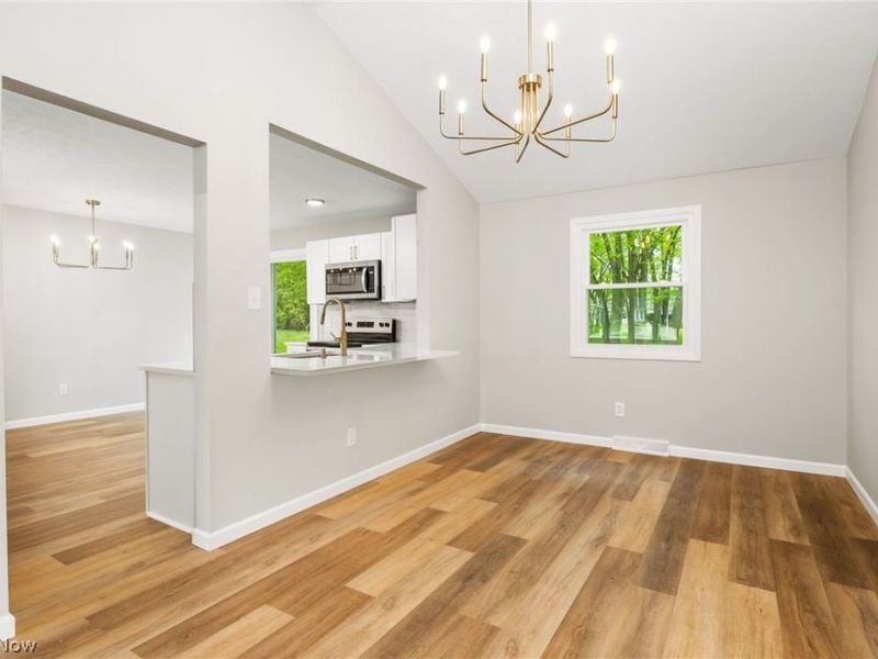 20252 Birchwood Lane, Strongsville, OH 44149 Photo 11