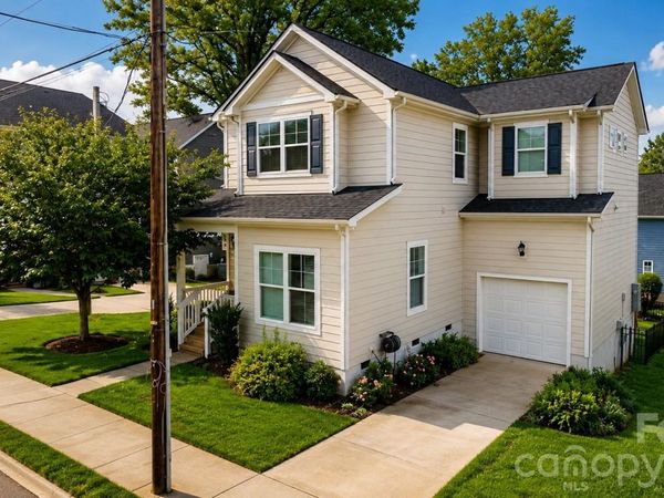 414 King Street , Waxhaw, NC 28173