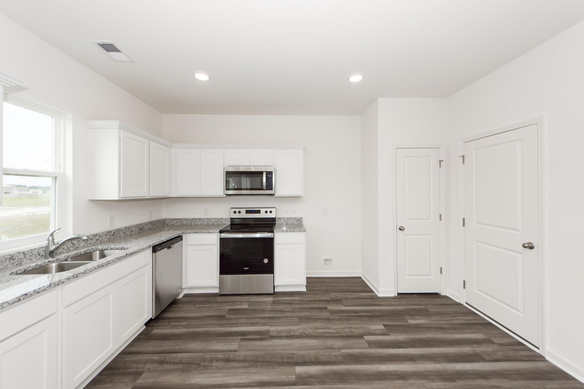 543 Polaris Way Photo 14