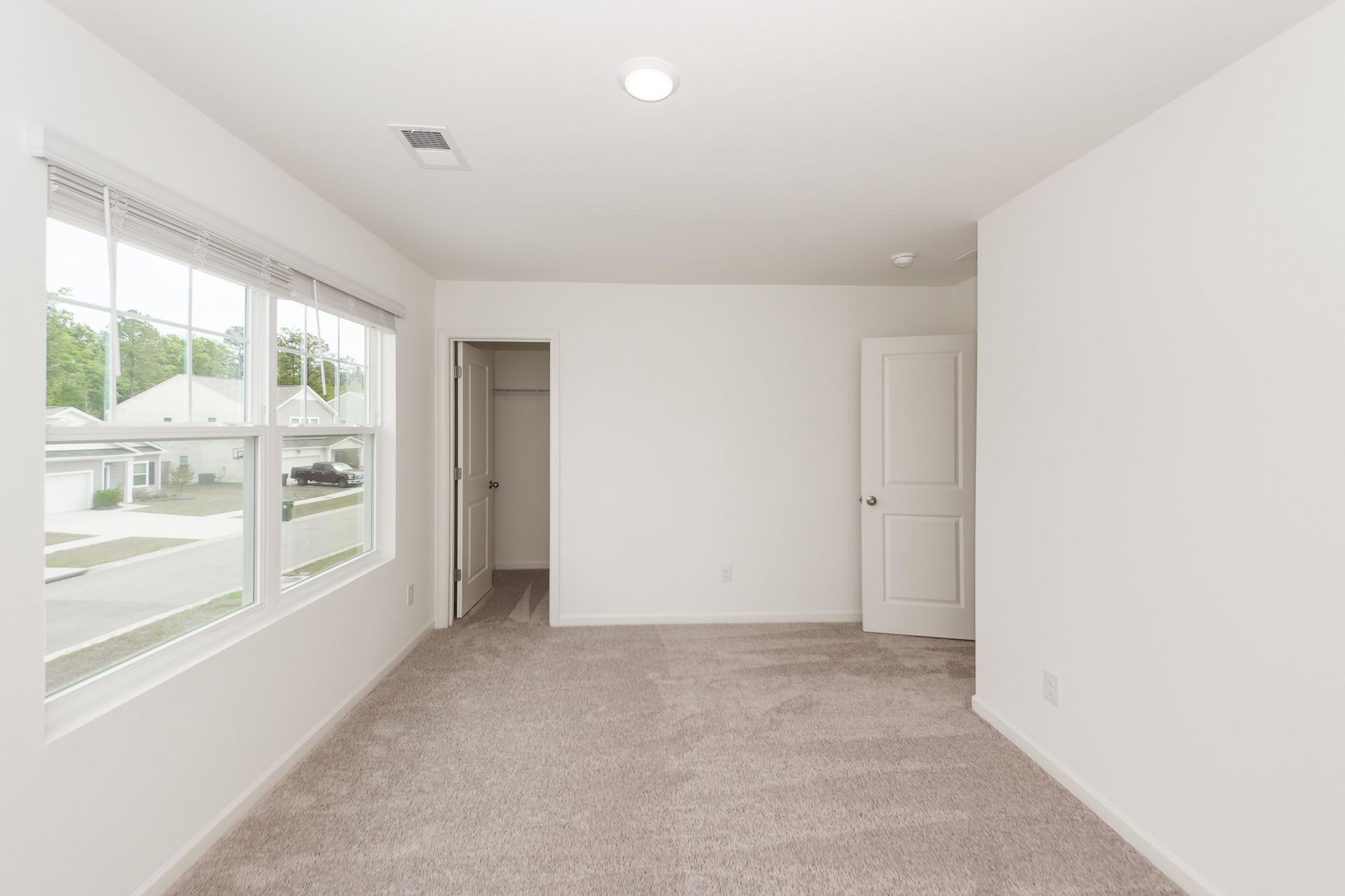 543 Polaris Way Photo 35