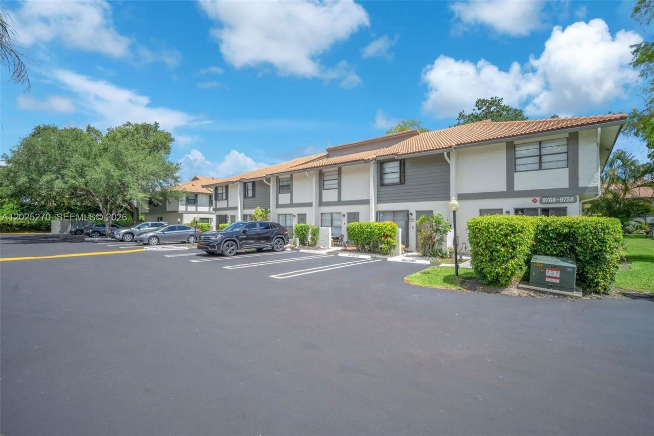 9764 NW 14th St , Unit 23, Coral Springs, FL 33071 Photo