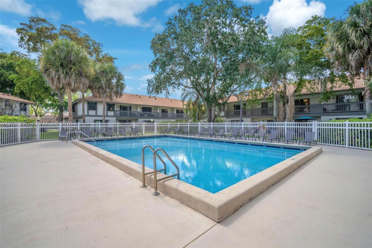 9764 NW 14th St , Unit 23, Coral Springs, FL 33071 Photo