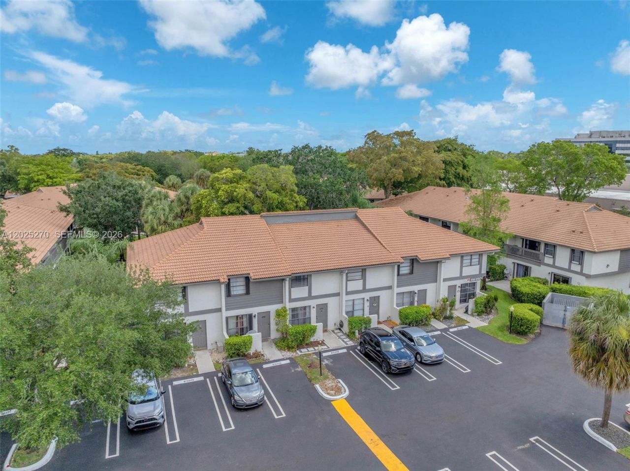 9764 NW 14th St, Unit 23, Coral Springs, FL 33071 Photo