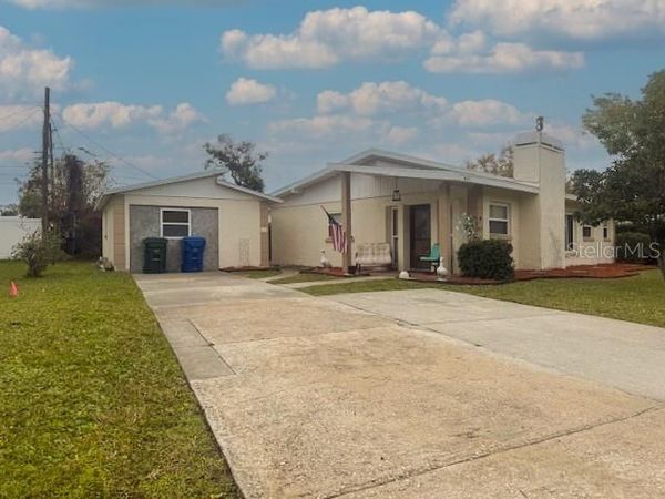 14472 VALENTINE DRIVE , LARGO, FL 33774