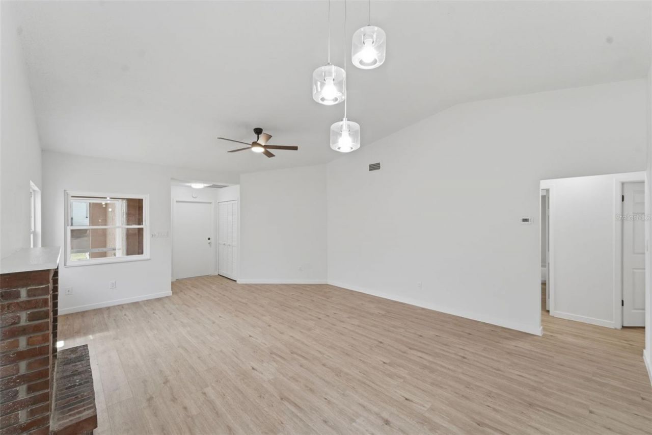1309 Spring Lite Way , Orlando, FL 32825 Photo