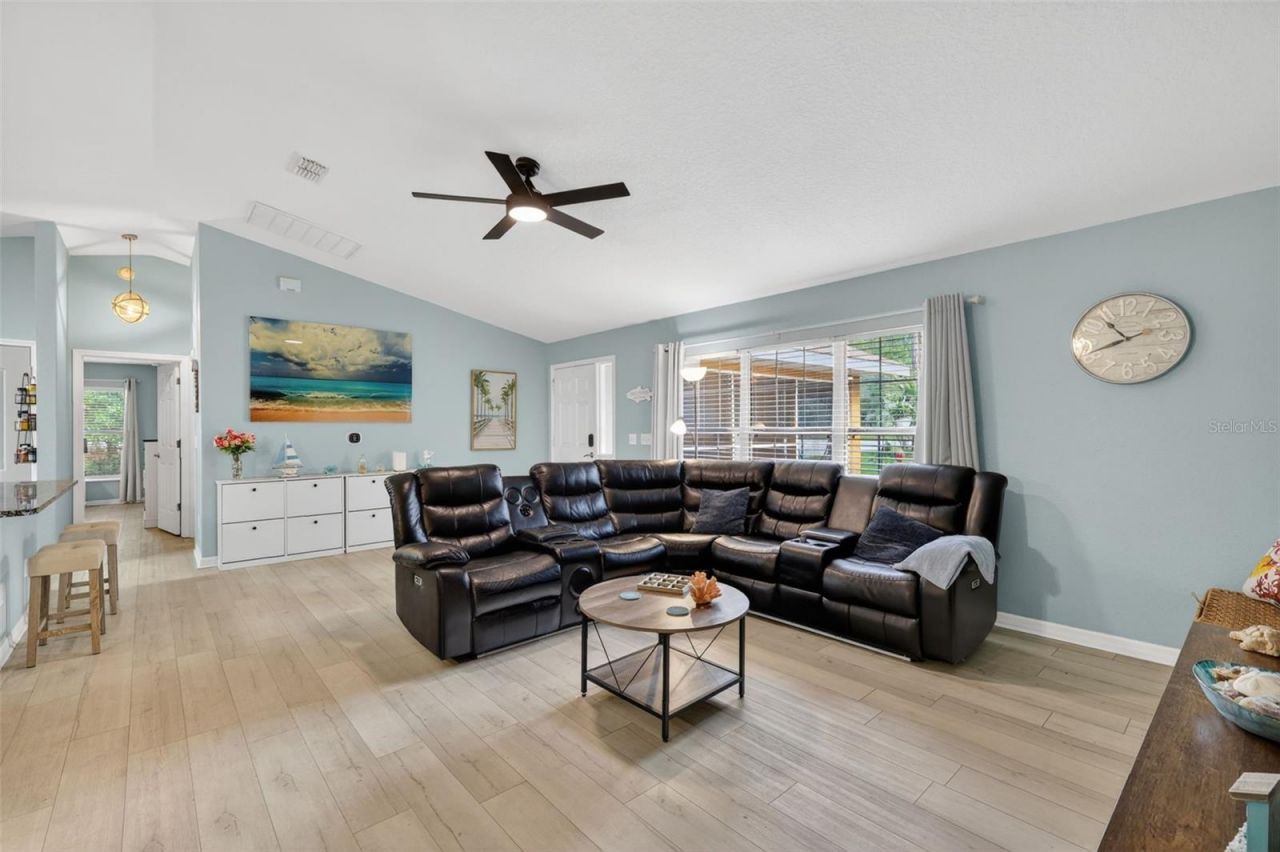 18018 SW 68th Loop, Dunnellon, FL 34432 Photo