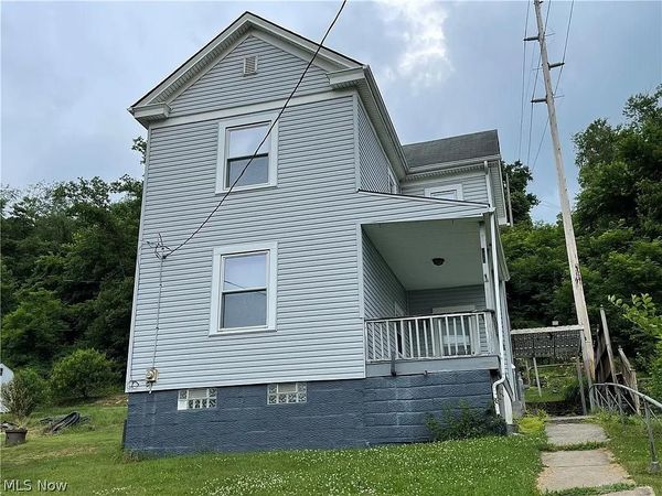 213 Smithfield St., Dillonvale, OH 43917