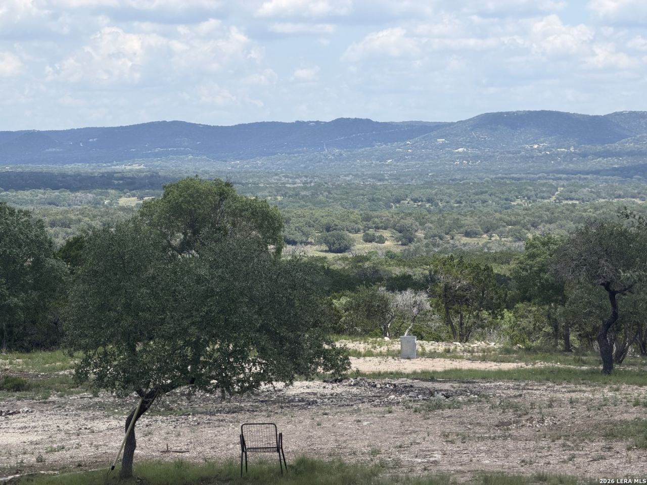 190 N Polly Peak, Bandera, TX 78003 Main Photo