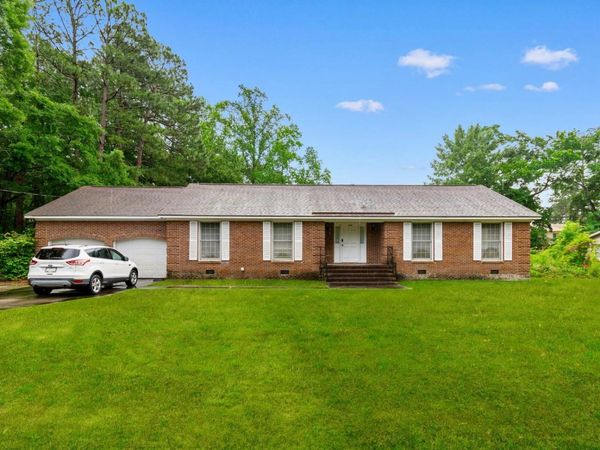 104 University Circle , Conway, SC 29526