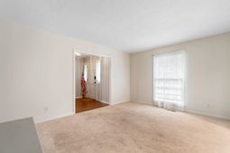 104 University Circle  photo 4