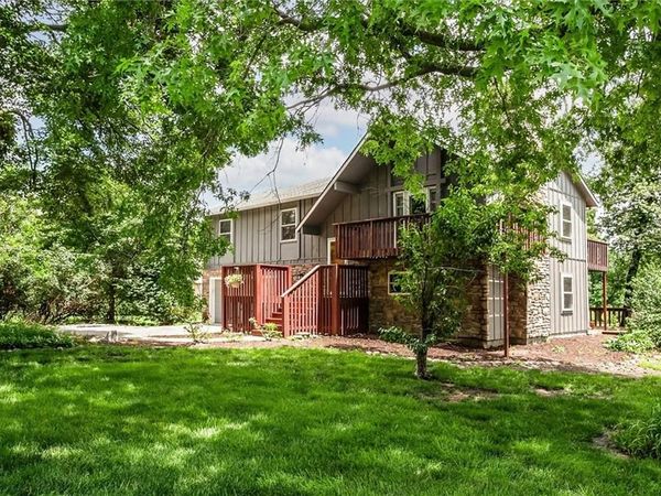 643 N Hemlock Street, Ottawa, KS 66067