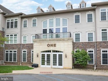 100 JEFFERSON AVENUE, Unit 125, STATE COLLEGE, PA 16801