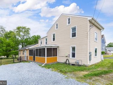 242 N MAIN STREET, MULLICA HILL, NJ 08062