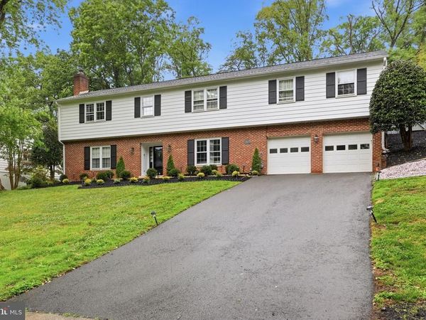 1718 HOLLINWOOD DRIVE, ALEXANDRIA, VA 22307