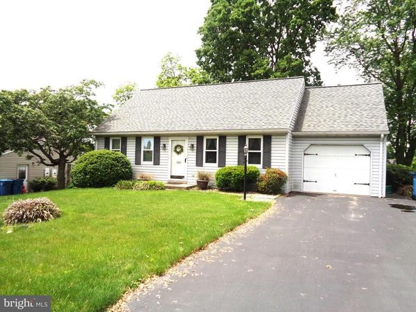 326 BARBERRY DRIVE, LANCASTER, PA 17601