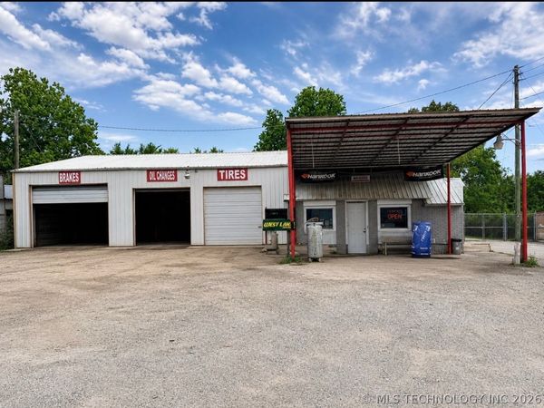 10652 W Highway 9 , Unit A, Stigler, OK 74462