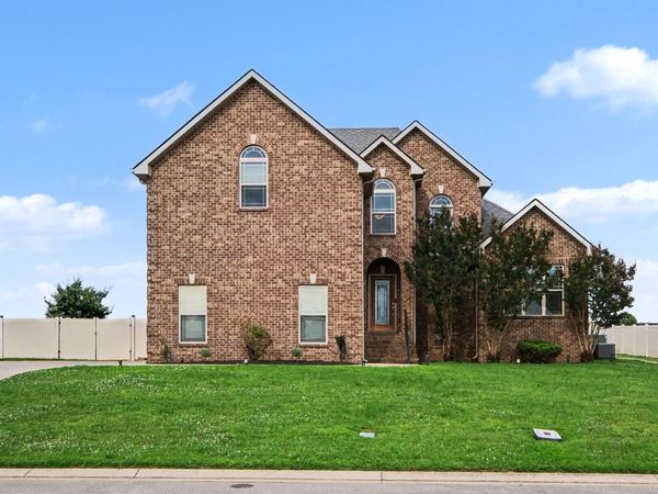 2509 Sewanee Pl, Murfreesboro, TN 37128