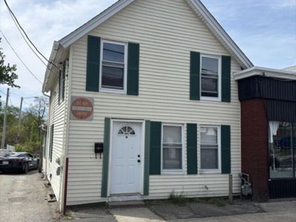 14 Sheridan St, Unit 1, Chicopee, MA 01020