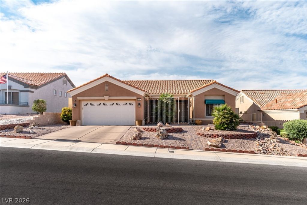 10904 Mission Lakes Avenue, Las Vegas, NV 89134 Main Photo