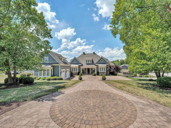 332 Saddleridge DR , Penhook, VA 24137
