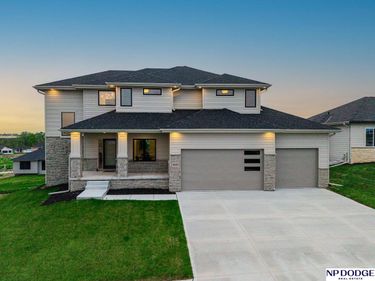 20131 R Street , Omaha, NE 68135