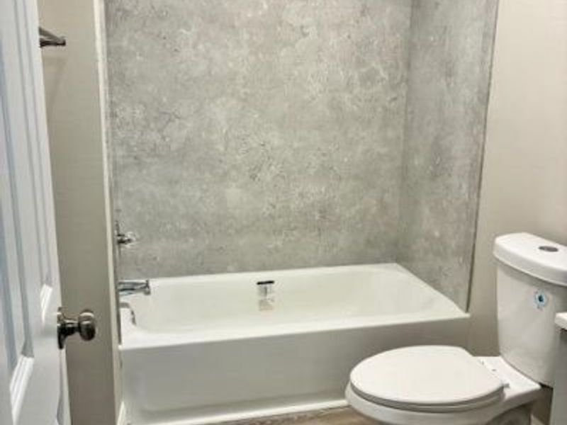 3423-3425 Demorest Road, Grove City, OH 43123 Photo 11
