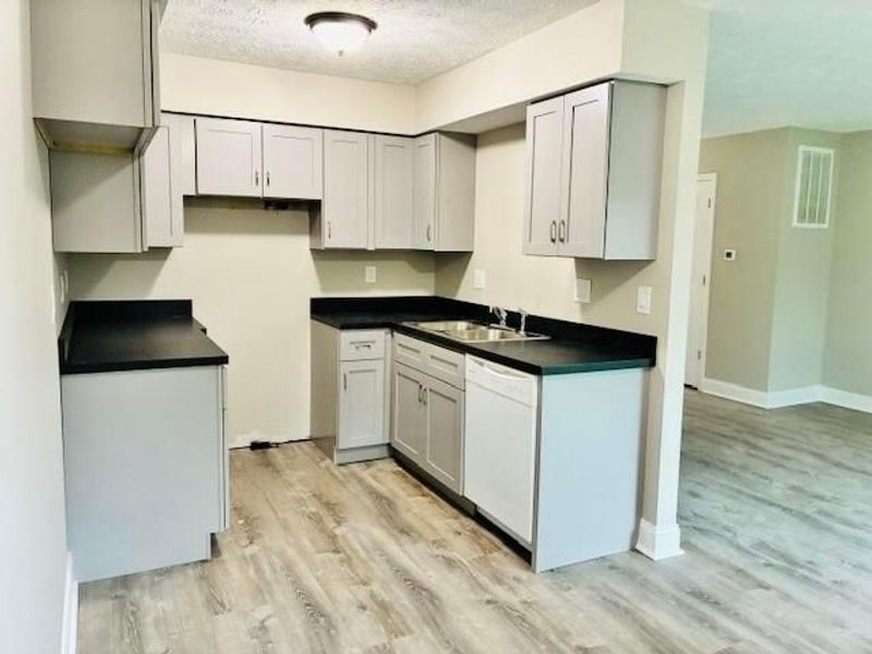 3423-3425 Demorest Road, Grove City, OH 43123 Photo 23