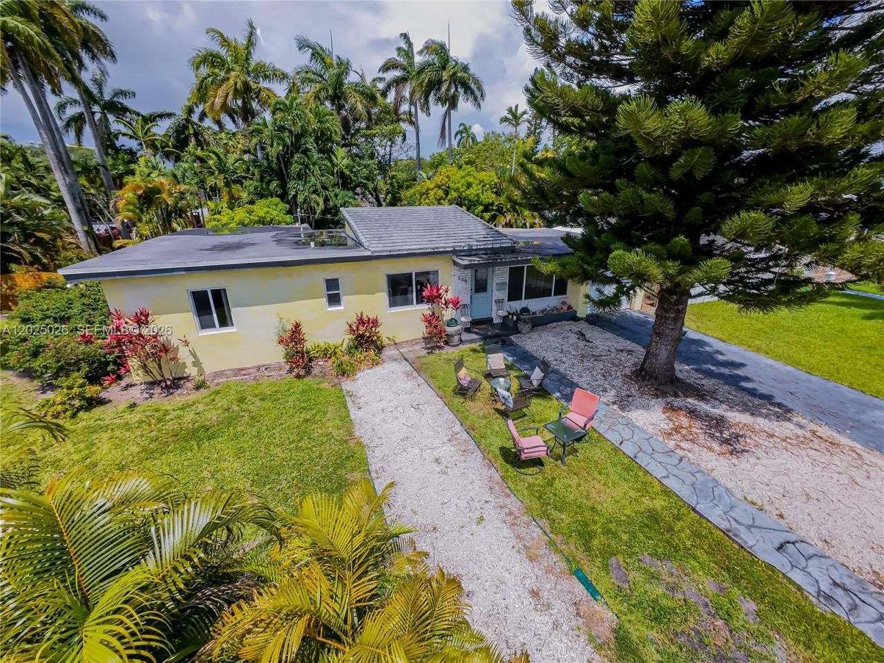 548 East Dr , Miami Springs, FL 33166 Photo