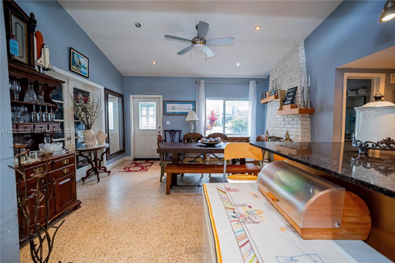 548 East Dr , Miami Springs, FL 33166 Photo