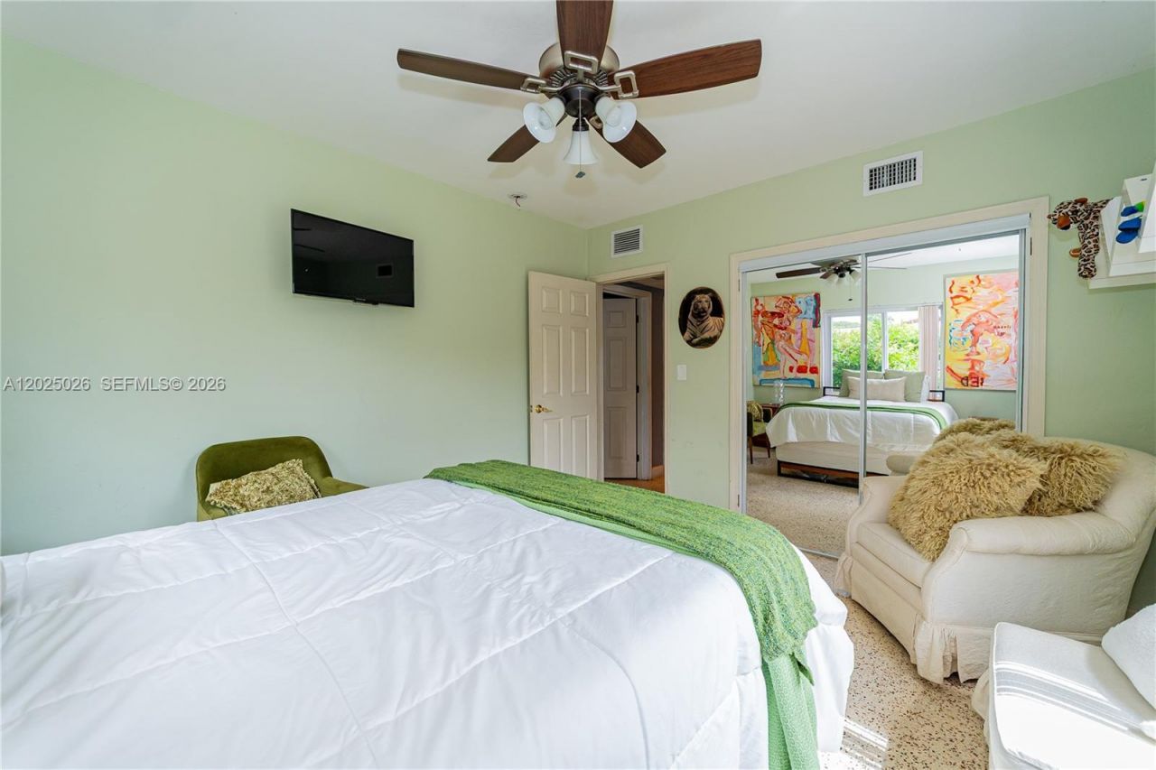 548 East Dr , Miami Springs, FL 33166 Photo