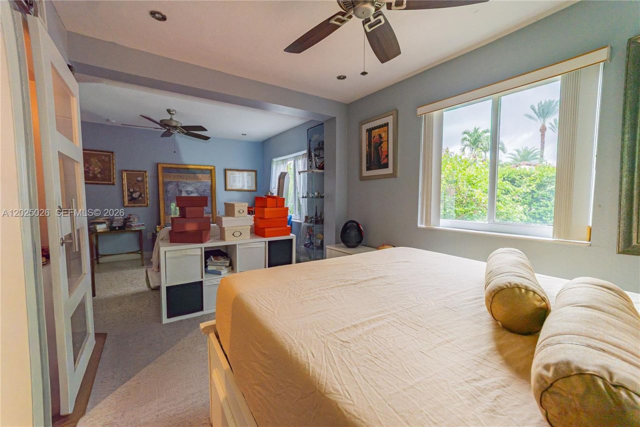 548 East Dr , Miami Springs, FL 33166 Photo