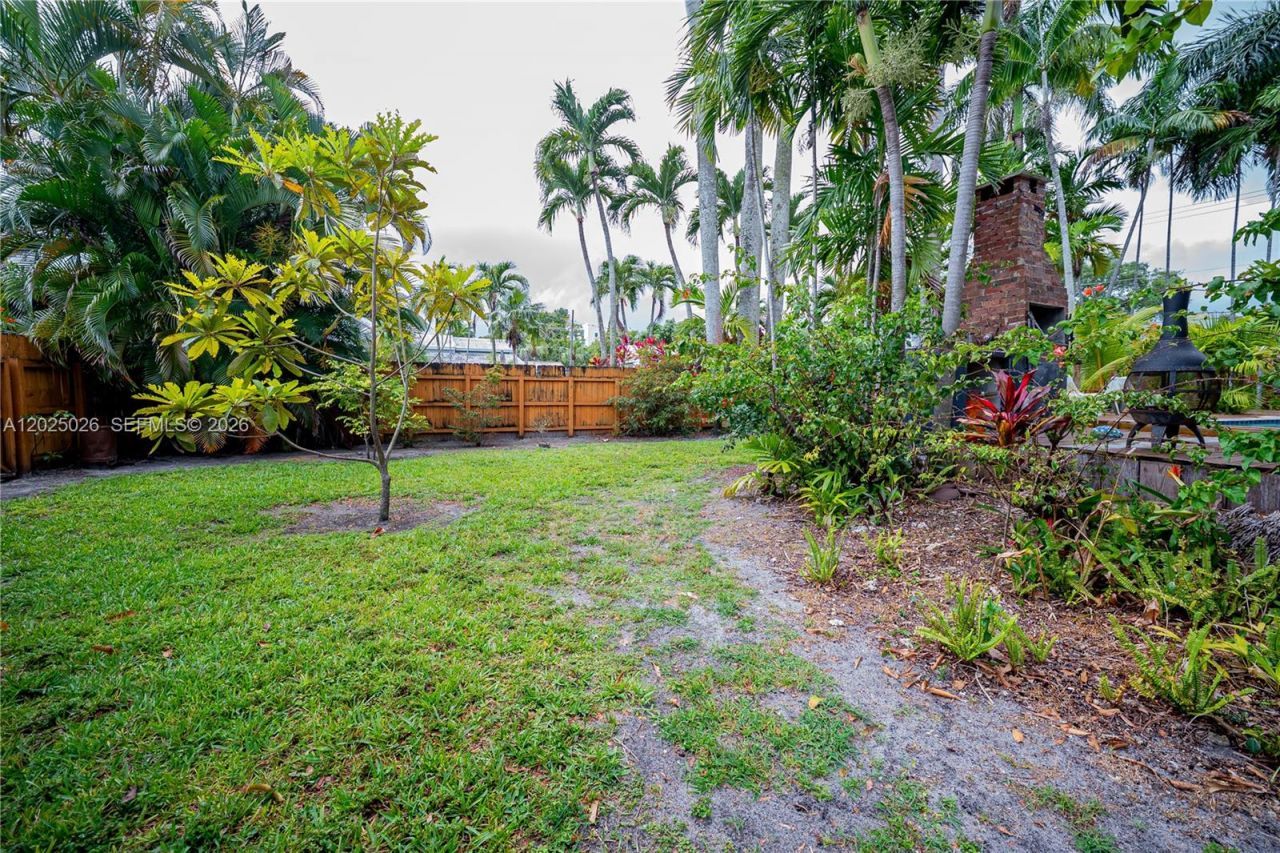 548 East Dr , Miami Springs, FL 33166 Photo