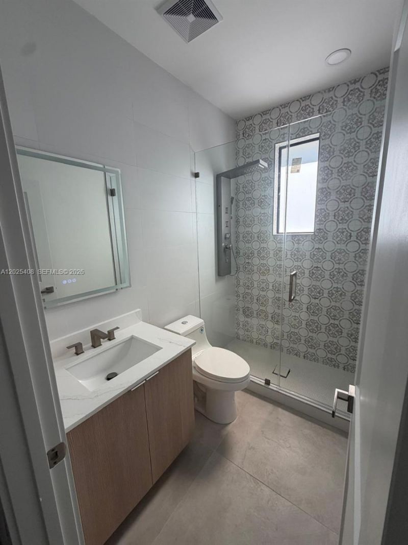1703 SW 16th , Miami, FL 33145 Photo