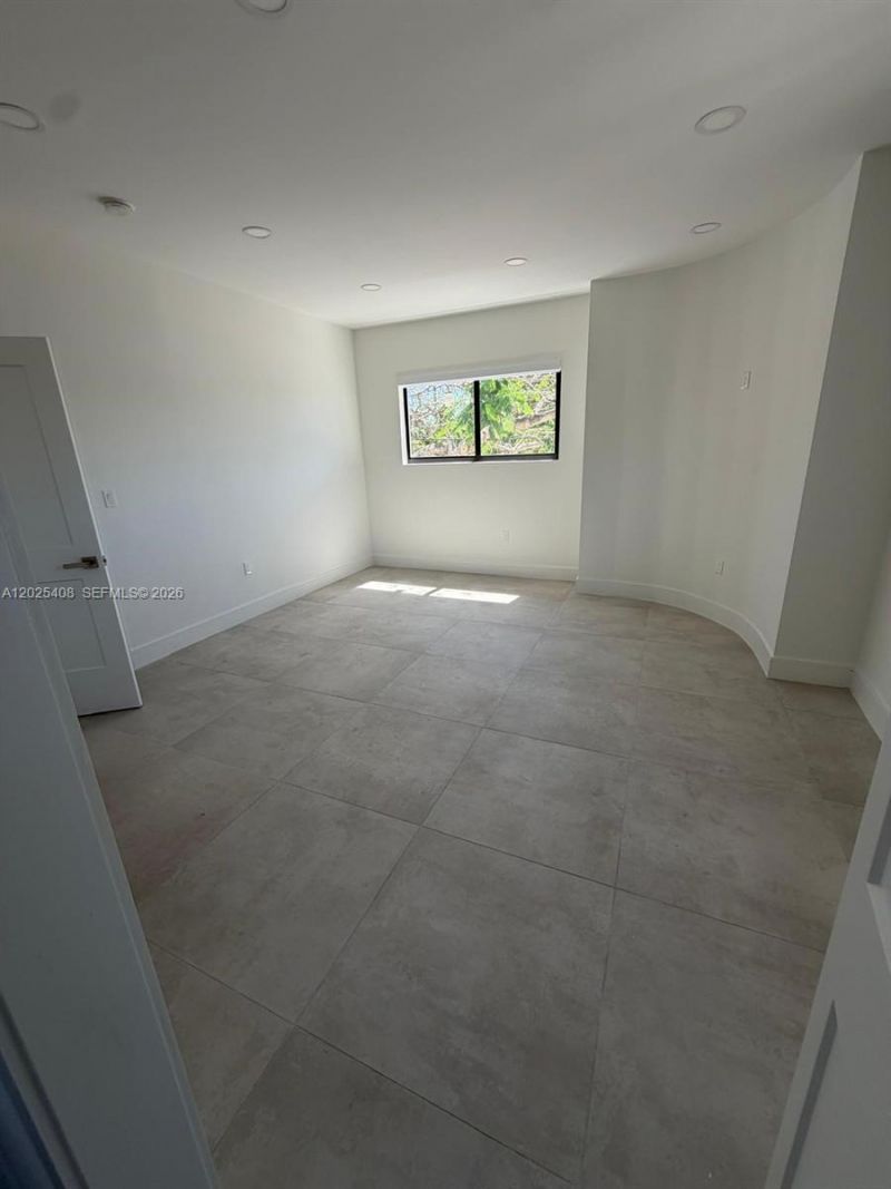 1703 SW 16th , Miami, FL 33145 Photo