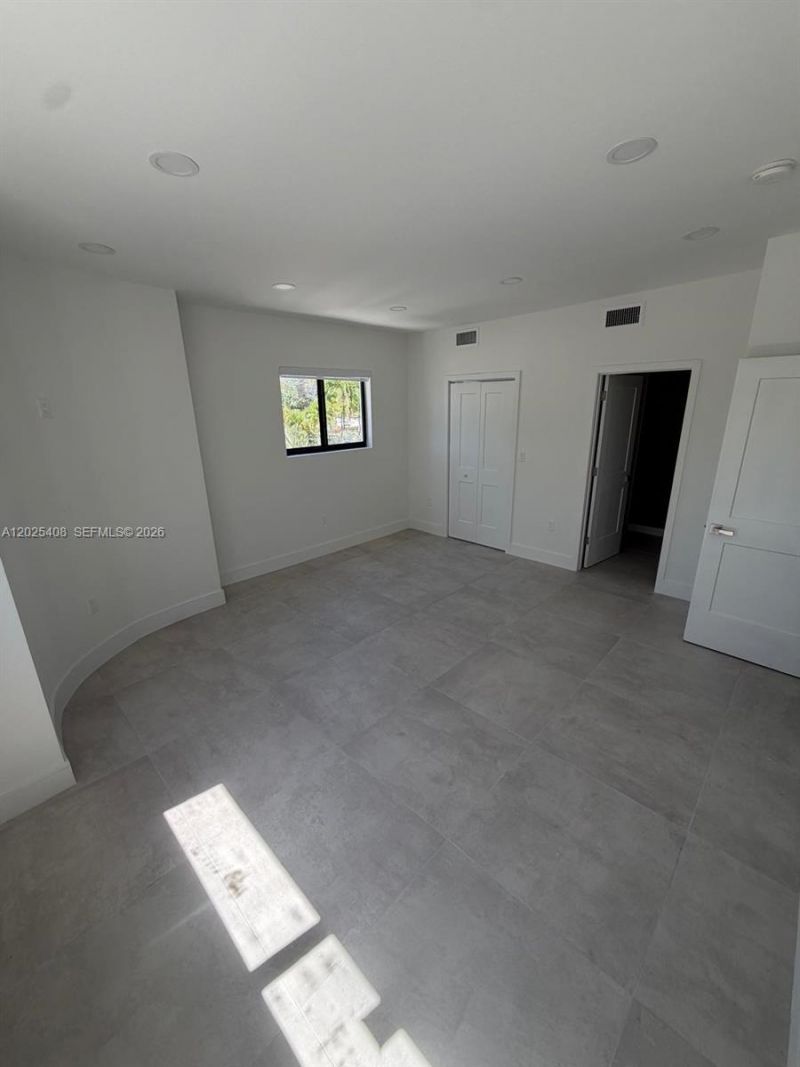 1703 SW 16th , Miami, FL 33145 Photo