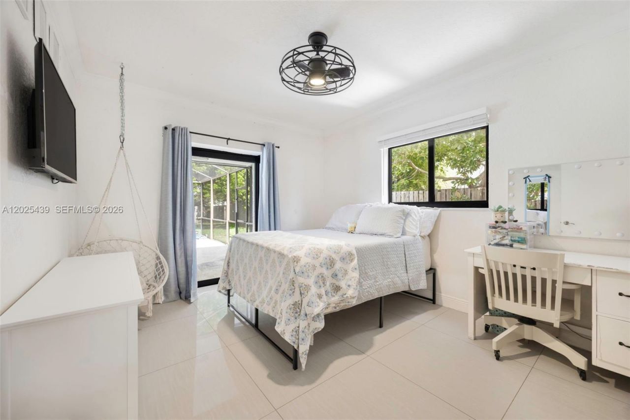 14700 Sailfish Dr , Coral Gables, FL 33158 Photo
