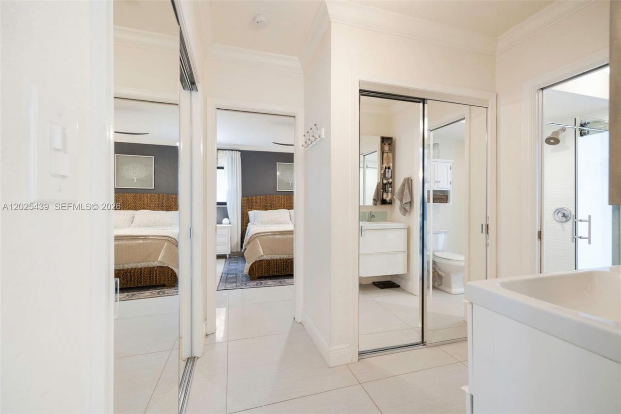 14700 Sailfish Dr , Coral Gables, FL 33158 Photo