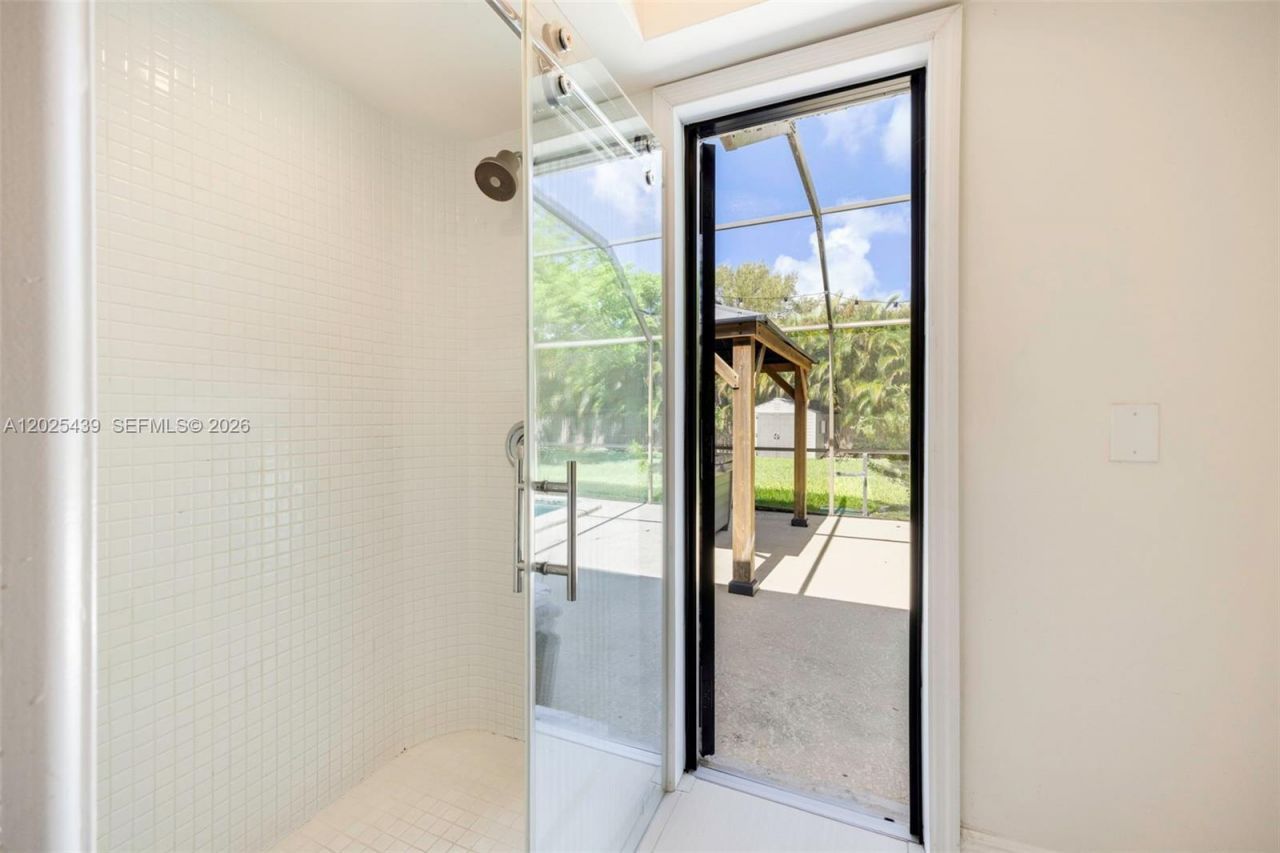 14700 Sailfish Dr , Coral Gables, FL 33158 Photo