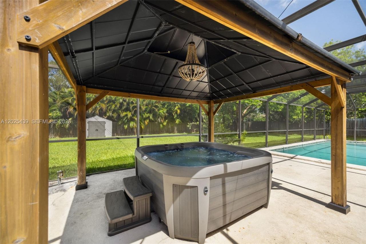 14700 Sailfish Dr , Coral Gables, FL 33158 Photo