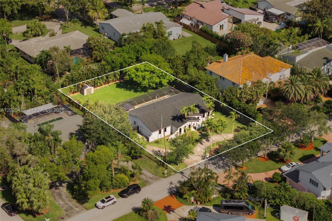 14700 Sailfish Dr , Coral Gables, FL 33158 Photo