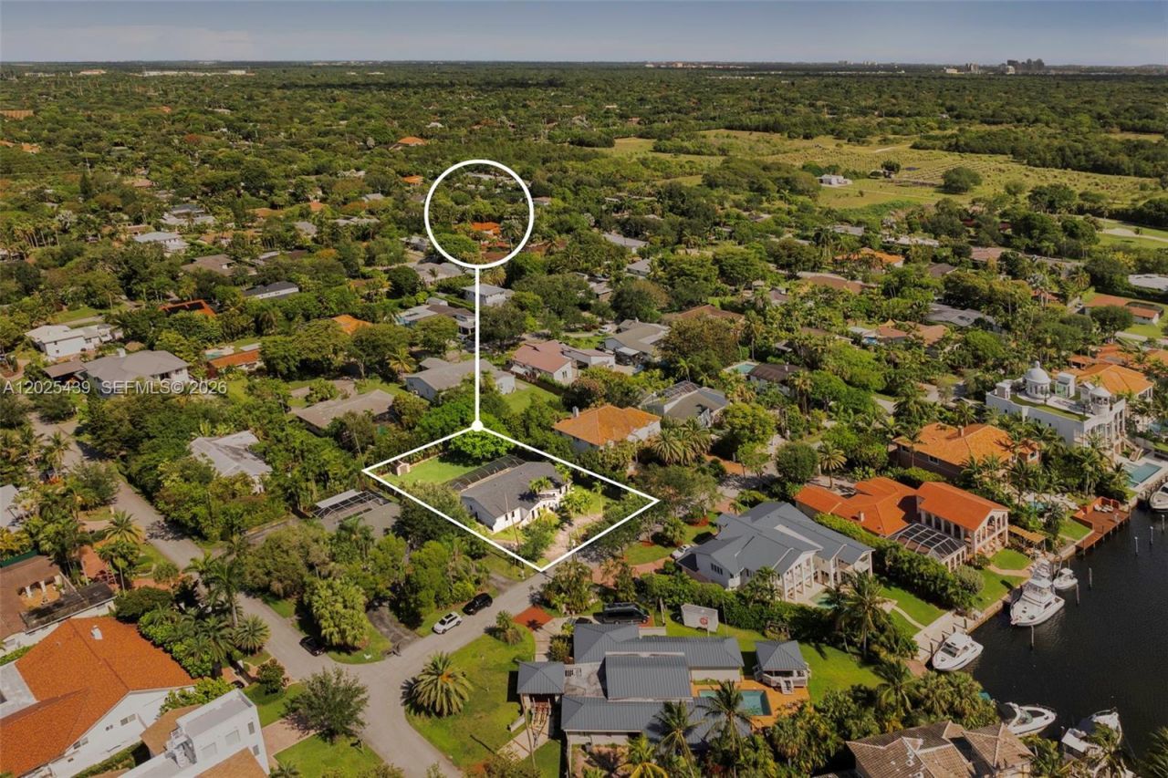 14700 Sailfish Dr , Coral Gables, FL 33158 Photo