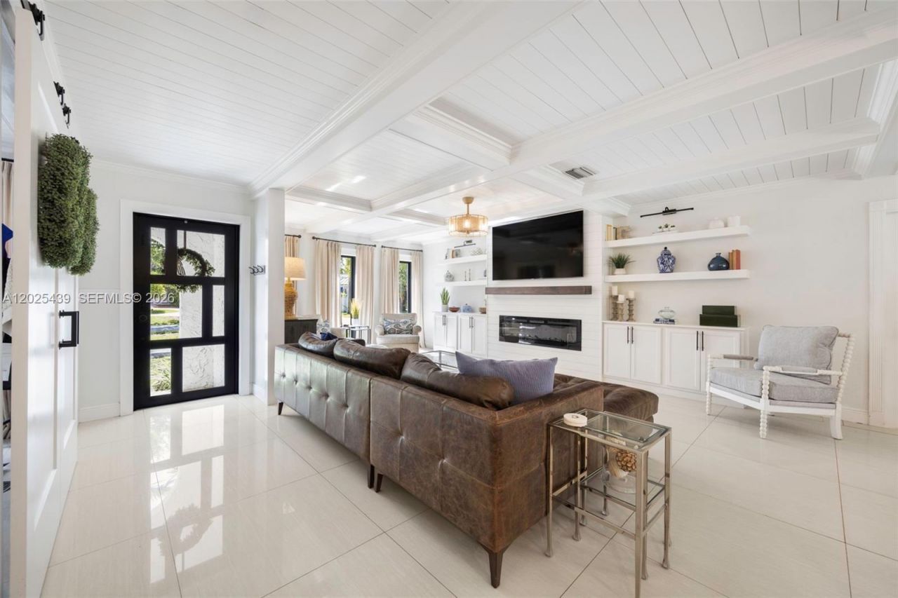 14700 Sailfish Dr , Coral Gables, FL 33158 Photo