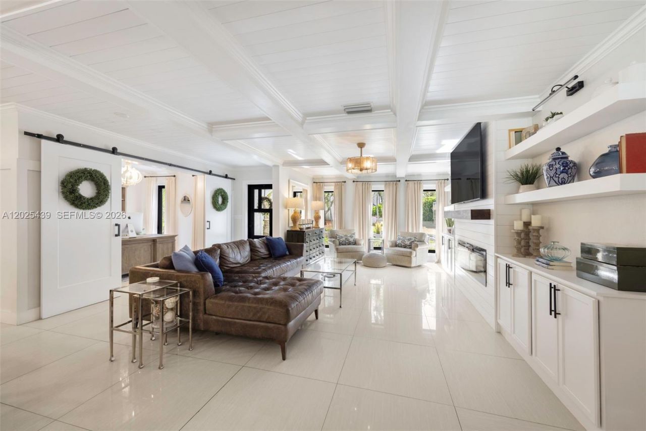 14700 Sailfish Dr , Coral Gables, FL 33158 Photo