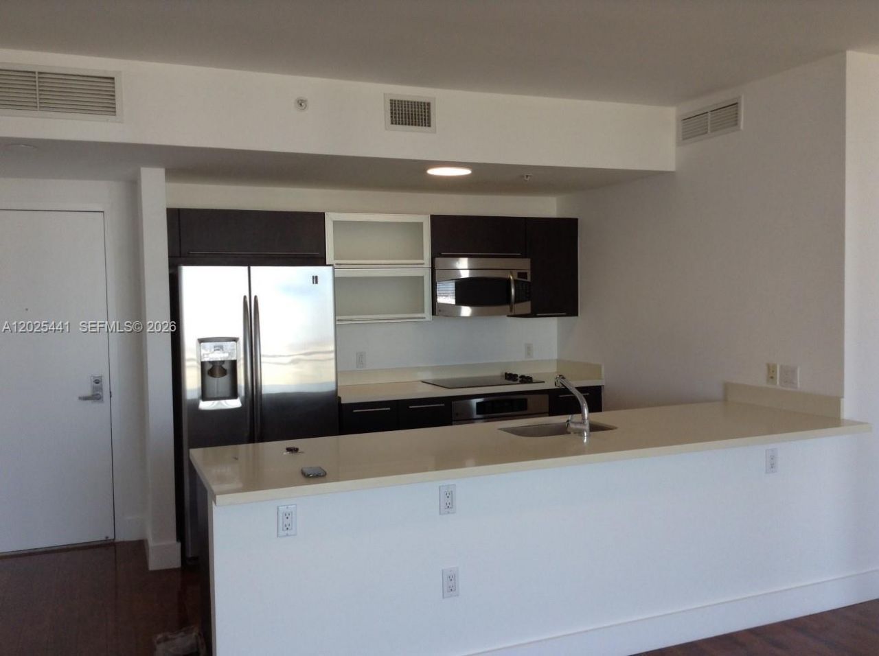 90 SW 3rd St , Unit 3708, Miami, FL 33130 Photo