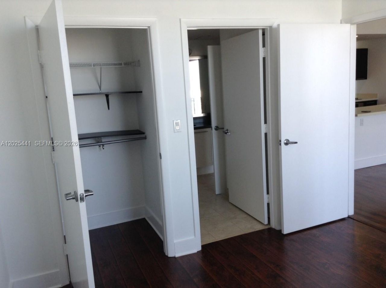 90 SW 3rd St , Unit 3708, Miami, FL 33130 Photo