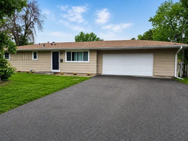 998 Overton Drive NE, Fridley, MN 55432