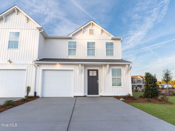 53 W Pioneer Way , Unit 110, Hampstead, NC 28443