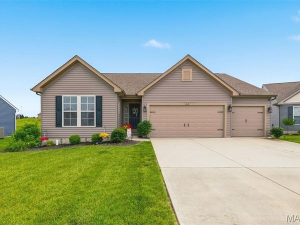 112 Yellowstone Drive, Troy, MO 63379