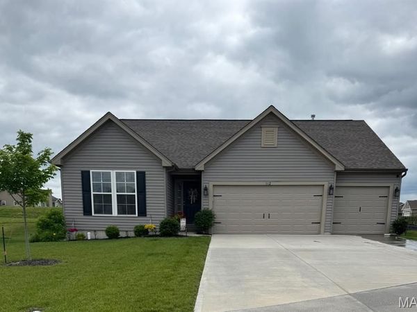 112 Yellowstone Drive , Troy, MO 63379