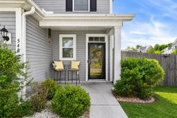 548 Pleasant Side Drive photo 4
